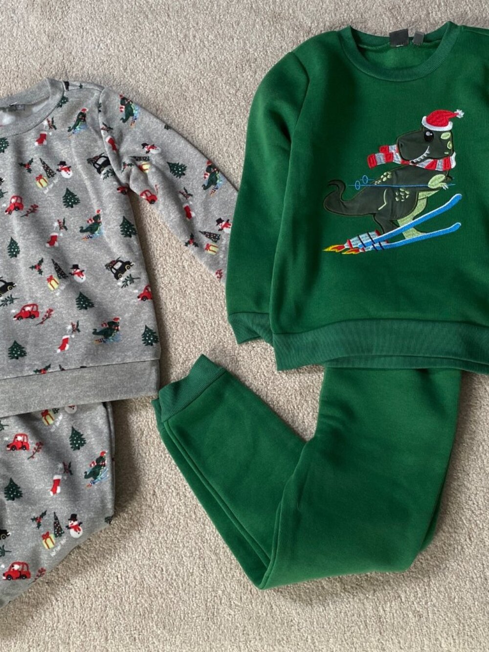 Berkley Jensen Holiday 4 Pc New with tags SweatSuit Sets Mix and Match Size 5